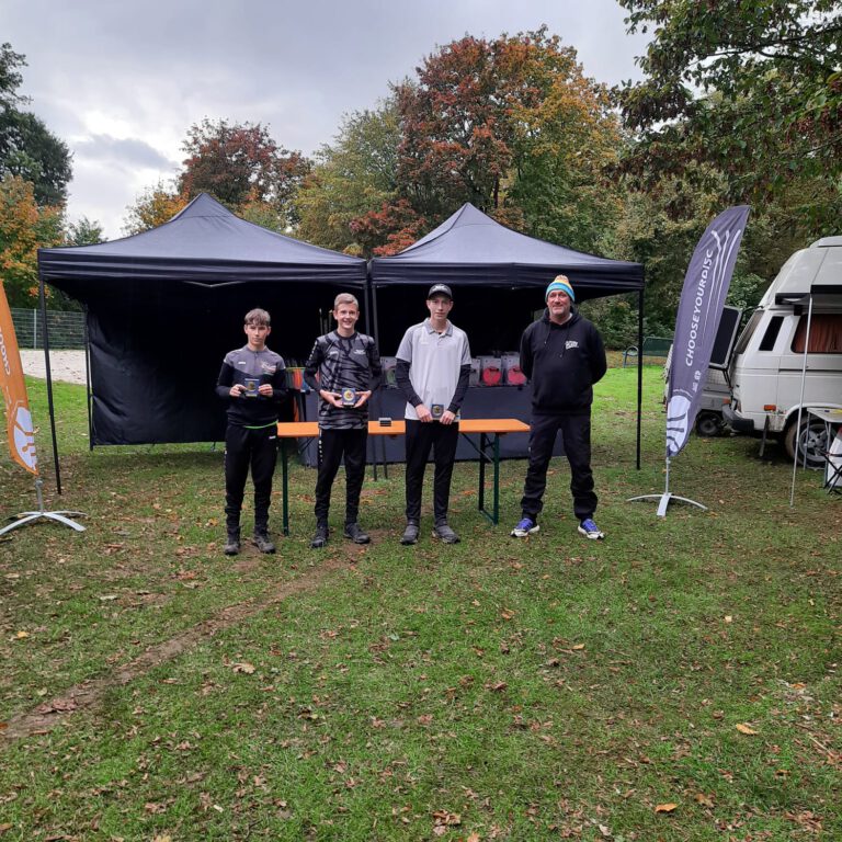 Licht und Schatten beim Disc Golf-Turnier in Reken